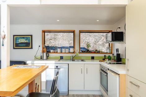 Photo of property in 3a Milton Terrace, Picton, 7220