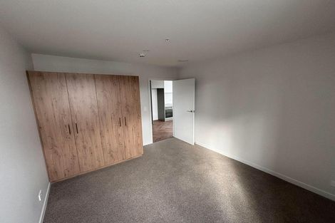 Photo of property in 702/32 Kent Terrace, Mount Victoria, Wellington, 6011