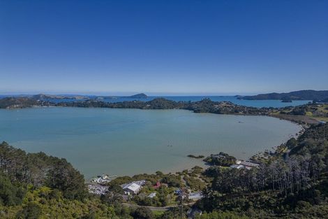 Photo of property in 750 Wharf Road, Coromandel, 3506