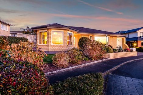 Photo of property in 7 Saddle Row, Welbourn, New Plymouth, 4310