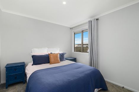 Photo of property in 14 Twain Crescent, Owhata, Rotorua, 3010