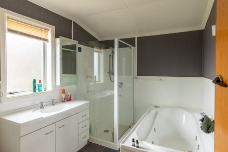 Photo of property in 34 Collean Street, Wallacetown, 9816