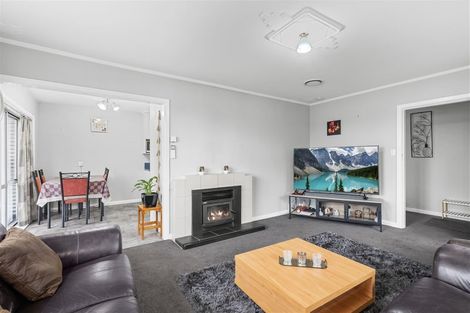 Photo of property in 31 Oriana Crescent, Hornby, Christchurch, 8042