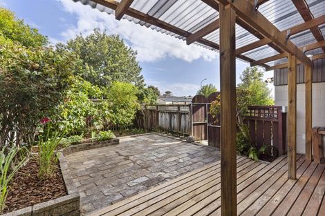 Photo of property in 68a Casuarina Road, Half Moon Bay, Auckland, 2012
