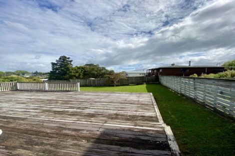 Photo of property in 25 Saffron Street, Birkdale, Auckland, 0626