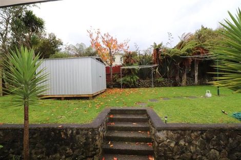 Photo of property in 114 Norana Road, Timberlea, Upper Hutt, 5018