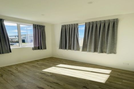 Photo of property in 64 Craigs Way, Hobsonville, Auckland, 0616