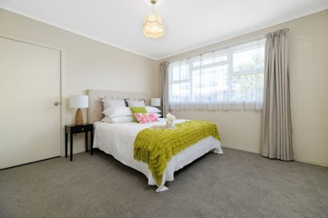 Photo of property in 1/92 Ngatai Road, Otumoetai, Tauranga, 3110