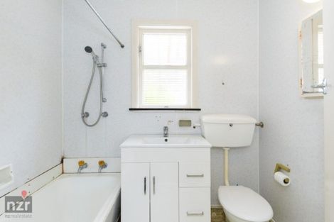 Photo of property in 24 Queen Street, Feilding, 4702