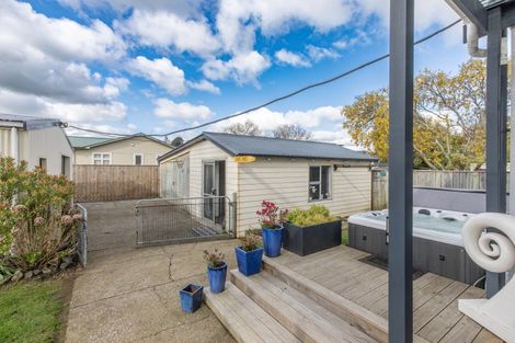 Photo of property in 2 Manila Street, Dannevirke, 4930