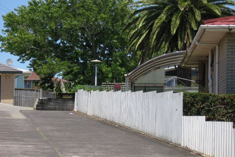 Photo of property in 7 Keats Place, Blockhouse Bay, Auckland, 0600
