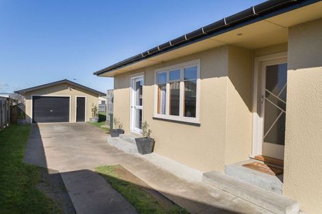 Photo of property in 5 Livingstone Street, Dannevirke, 4930