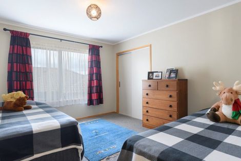 Photo of property in 48 Estuary View Road, Welcome Bay, Tauranga, 3112