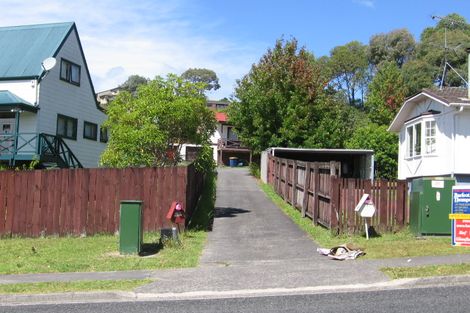 Photo of property in 1/99 Oaktree Avenue, Browns Bay, Auckland, 0630
