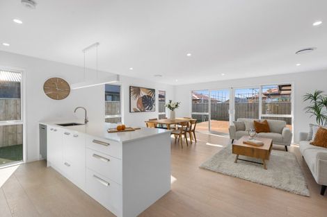 Photo of property in 8 Jasmine Close, Rolleston, 7614