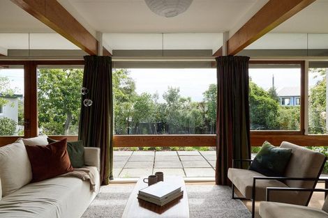 Photo of property in 110 Huntsbury Avenue, Huntsbury, Christchurch, 8022