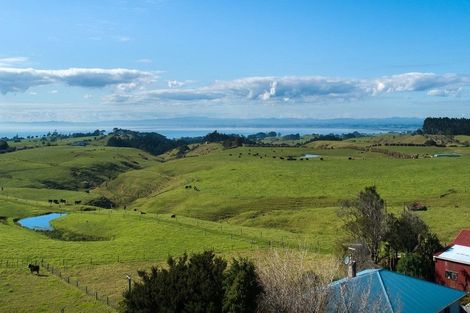 Photo of property in 2630 Awhitu Road, Awhitu, Waiuku, 2684
