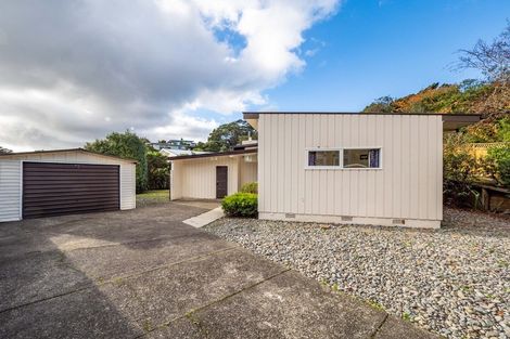 Photo of property in 3 Silverbirch Grove, Churton Park, Wellington, 6037