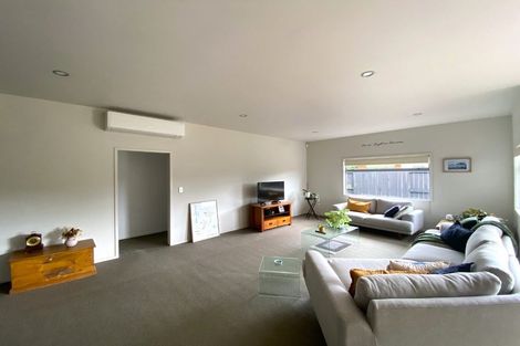 Photo of property in 24 Malbec Place, Rototuna, Hamilton, 3210