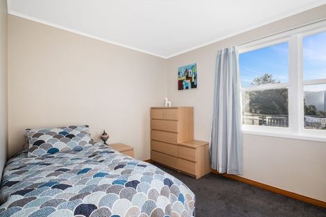 Photo of property in 20 Freemans Way, Pinehaven, Upper Hutt, 5019