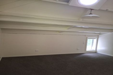 Photo of property in 136 Raroa Road, Aro Valley, Wellington, 6012