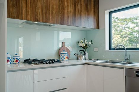 Photo of property in 24a Aurea Avenue, Pakuranga, Auckland, 2010