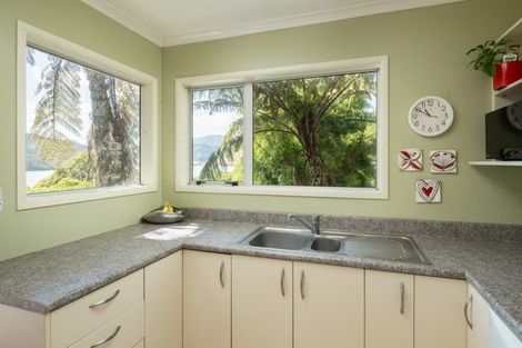 Photo of property in 69 Moenui Road, Havelock, Picton, 7281