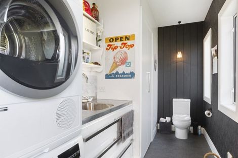 Photo of property in 38 Ings Avenue, Saint Clair, Dunedin, 9012