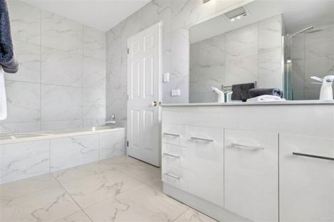 Photo of property in 92 Kilkenny Drive, Dannemora, Auckland, 2016