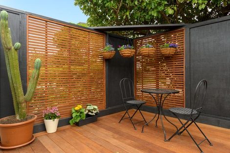 Photo of property in 24 Warwick Place, Brookfield, Tauranga, 3110