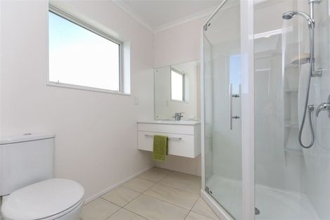 Photo of property in 254 Mark Avenue, Grenada Village, Wellington, 6037