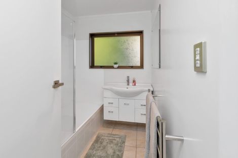 Photo of property in 233 Fairway Drive, Te Kamo, Whangarei, 0112