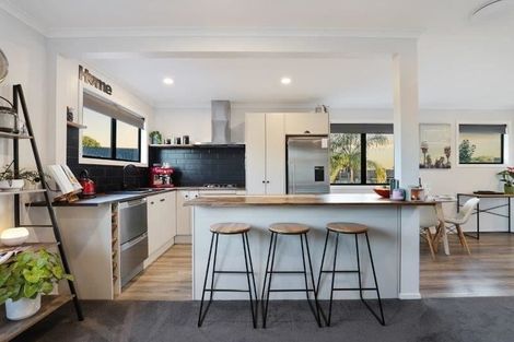 Photo of property in 11 Highland Drive, Pukete, Hamilton, 3200