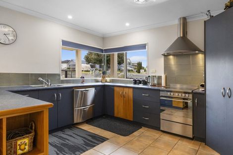 Photo of property in 1 Vaucluse Drive, Nukuhau, Taupo, 3330