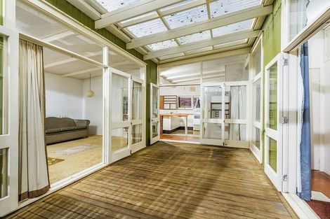 Photo of property in 16 David Street, Bayswater, Auckland, 0622