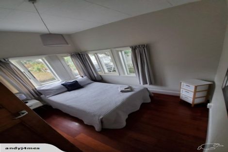 Photo of property in 56 Freyberg Street, Lyall Bay, Wellington, 6022