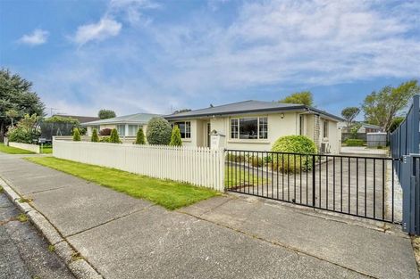 Photo of property in 52 Helmsdale Street, Waverley, Invercargill, 9810