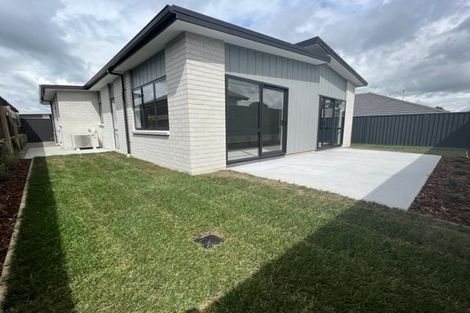 Photo of property in 124 Sentinel Avenue, Omokoroa, 3114