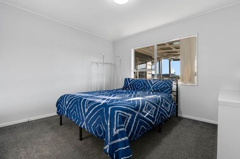 Photo of property in 2/20 Darnell Crescent, Clover Park, Auckland, 2019