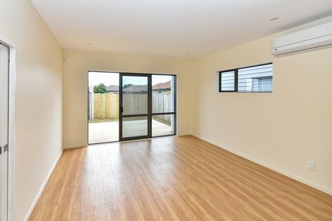 Photo of property in 10 Tapuwae Way, Mangere Bridge, Auckland, 2022