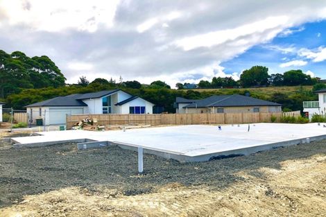 Photo of property in 6 Pheasant Close, Stanmore Bay, Whangaparaoa, 0932