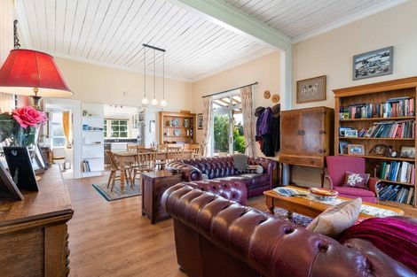 Photo of property in 50 Coulters Line, Kiwitea, Feilding, 4777