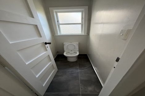 Photo of property in 42 Pitcairn Crescent, Bryndwr, Christchurch, 8053