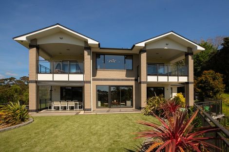 Photo of property in 236 Whitford Road, Shamrock Park, Howick, 2571