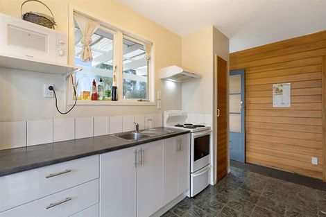 Photo of property in 15 Sherwood Avenue, Te Atatu South, Auckland, 0610