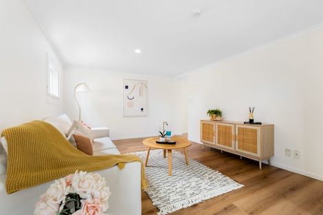 Photo of property in 1/113 Coronation Road, Hillcrest, Auckland, 0627