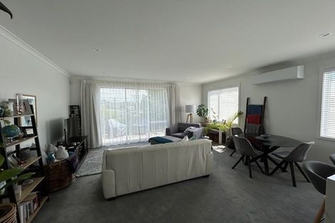 Photo of property in 258 Birkdale Road, Birkdale, Auckland, 0626