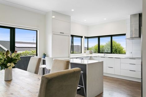 Photo of property in 2/73 Harvey Street, Waipahihi, Taupo, 3330