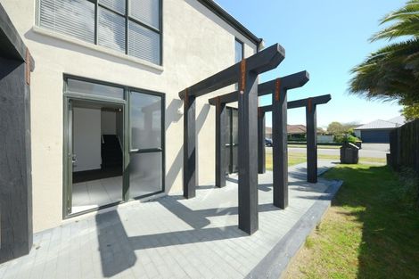 Photo of property in 3 Bottle Lake Drive, Parklands, Christchurch, 8083