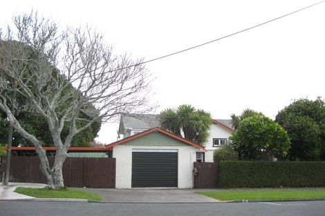 Photo of property in 8 Broadmore Street, Vogeltown, New Plymouth, 4310